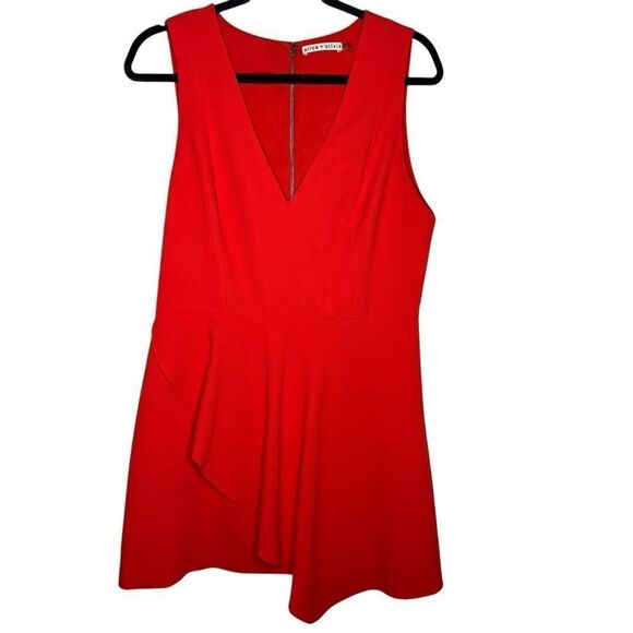 Alice + Olivia Asymmetrical Callie Cherry Red Mini V-Neckline Dress Size 12 - Picture 13 of 13